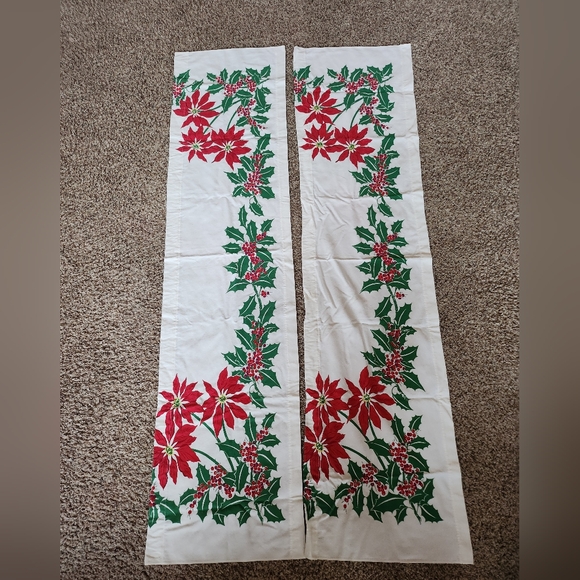 Vintage Holiday Poinsettia Valances (2) - Picture 1 of 4
